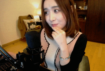 陈一发又罢鸽了 不得不收藏的15张发姐动图 最爱抖胸的那张_网易订阅