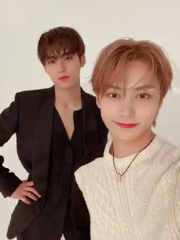 [绝美直拍合集: o金珉奎吧_mingyubar ]    [all about you珉奎解析2