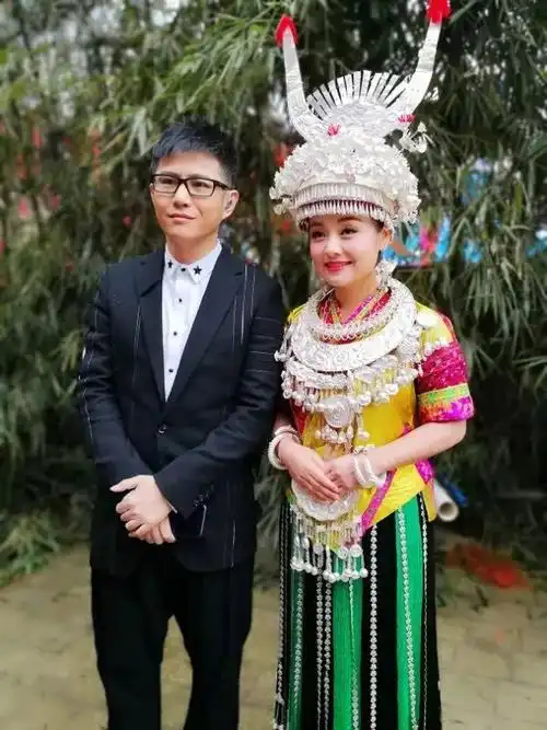 音频来源:阿幼朵本期责编:九妹-张新复活赛 | 2017年度"十佳苗歌"待定