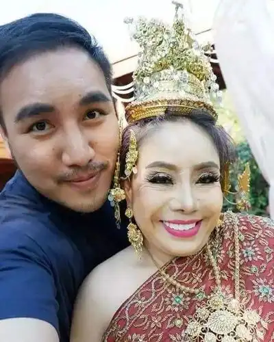 60岁富婆寻第14任小鲜肉丈夫,网友笑了"陪60岁女朋友过生日去"