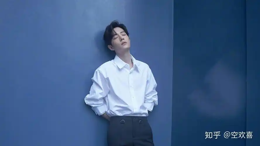 嘿嘿嘿各位答主有没有好看的电脑高清全屏壁纸跪求啊我找不到偏爱