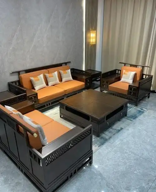 让客厅更有档次,新中式风格高端乌金木实木沙发,采用高端木材乌金木