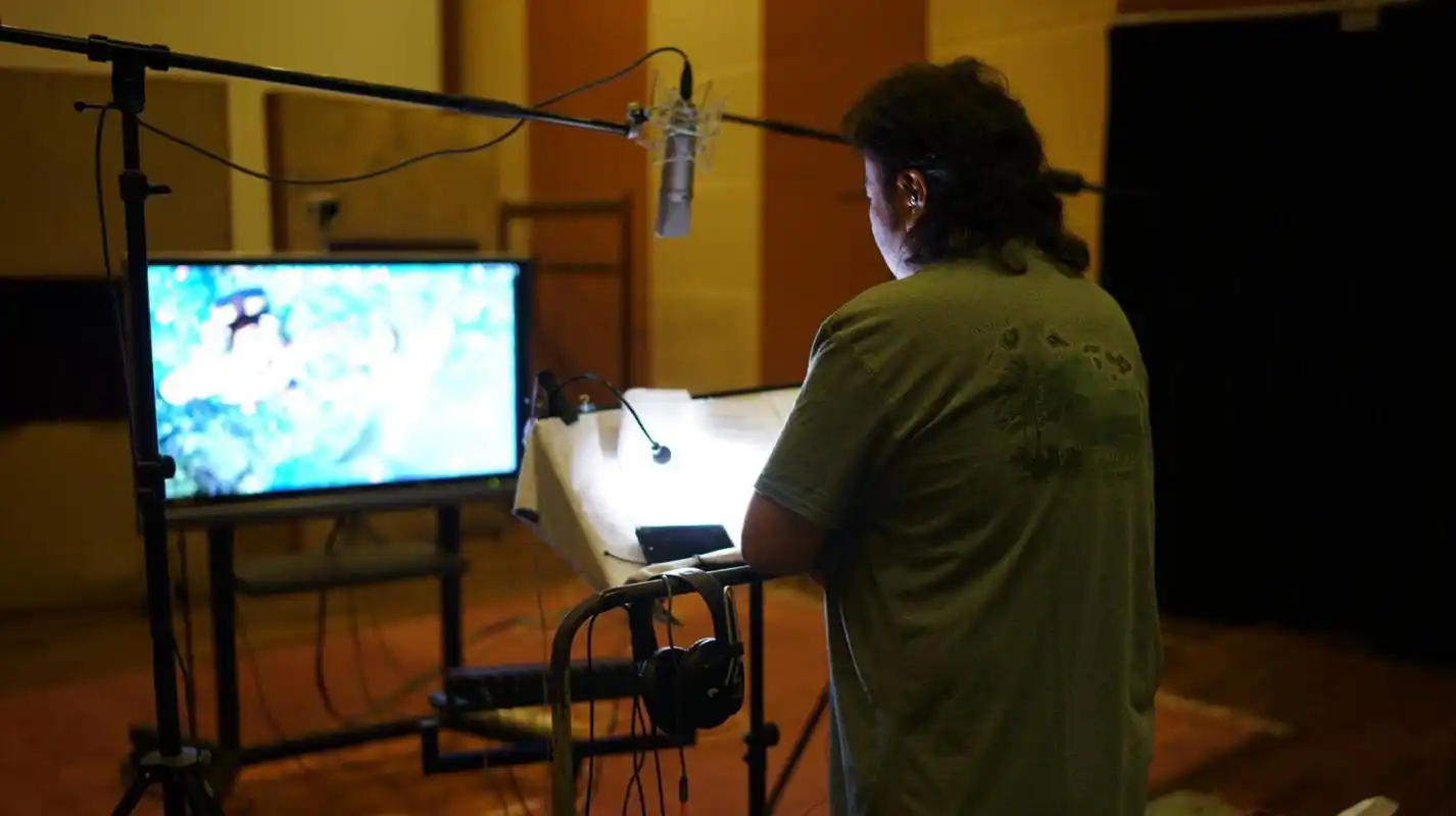 钢铁侠和杰克船长的神配音竟是同一人这个声音听得我鸡皮疙瘩都起来了