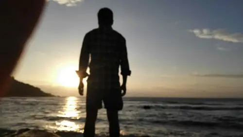 面朝大海,就一定会春暖花开吗?