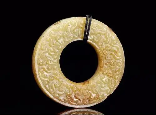 细品馆藏古玉46种沁色之妙