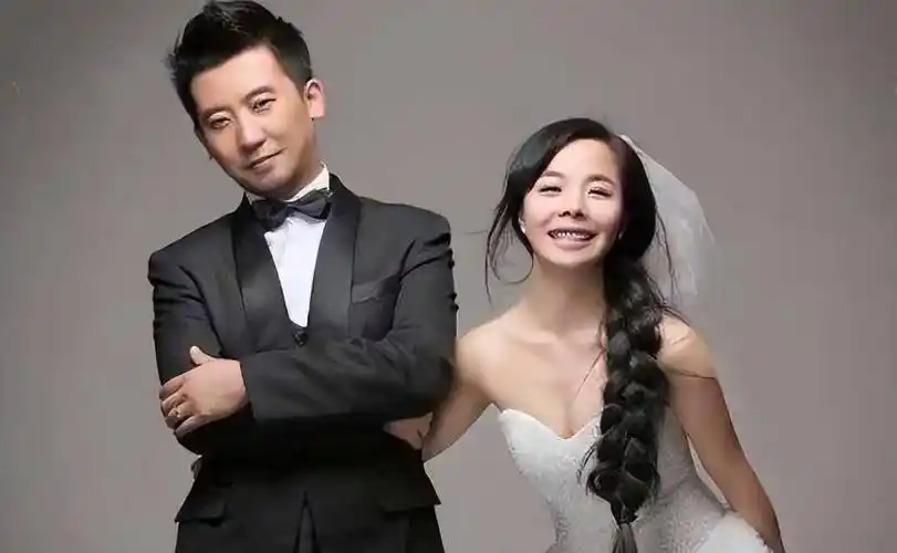 王二妮:23岁成名,放弃百万年薪下嫁农村,婆婆的态度让她不后悔_李飞