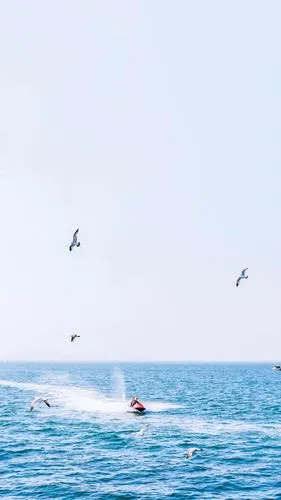 小清新浅蓝天空风景手机壁纸