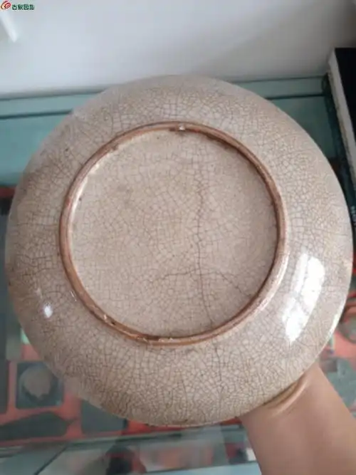 清代老哥窑开片大盘一个 - 历代陶器瓷器 - 古泉社区