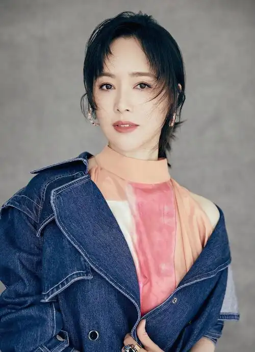 演员左小青,嫁大20岁丈夫,离婚后对爱情失去了热情