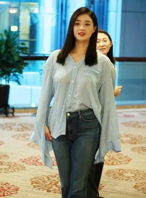 3位有瓜子脸却是大骨架的女明星想显瘦好难啊