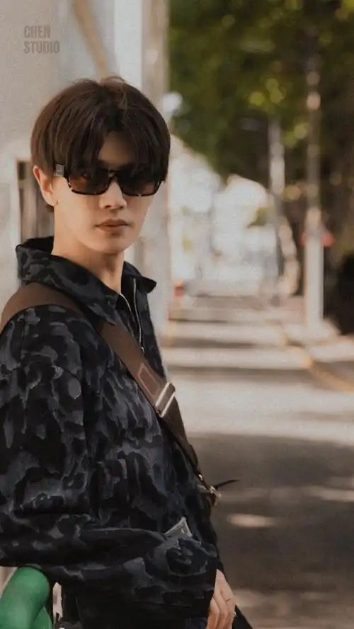 任嘉伦##任嘉伦澳门街头随拍