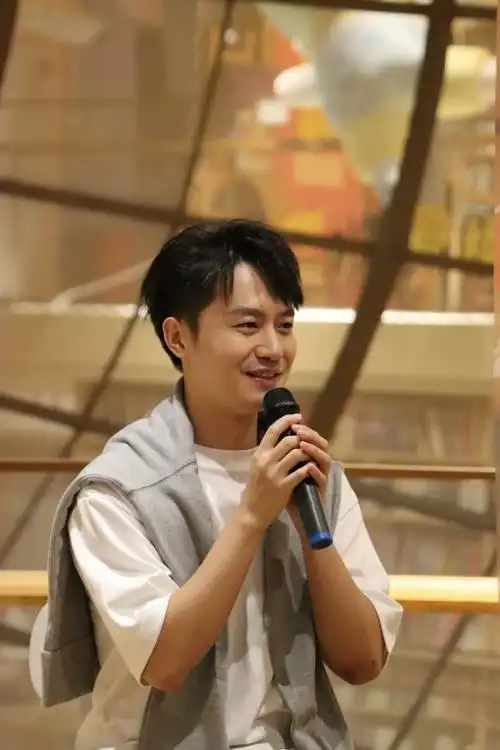 赵越生日粉丝见面会圆满成功今晚在音乐会现场见所爱