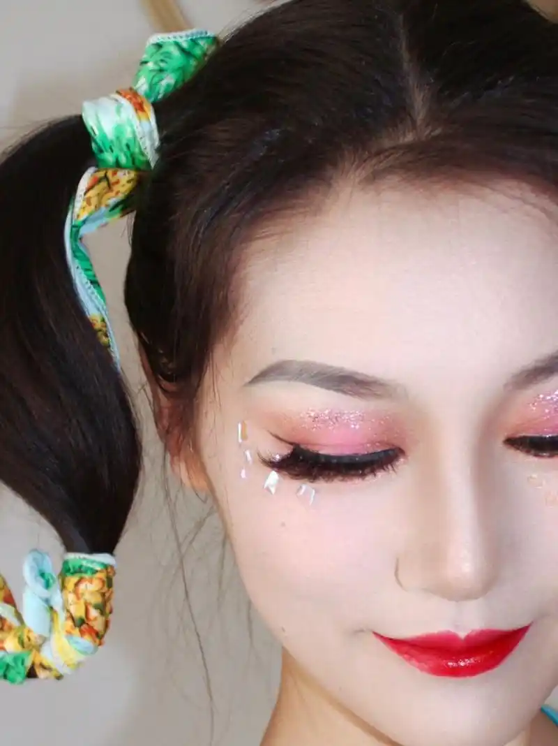 六一儿童节妆容|儿童舞台妆教程 舞台妆发型教程详细步骤见图566