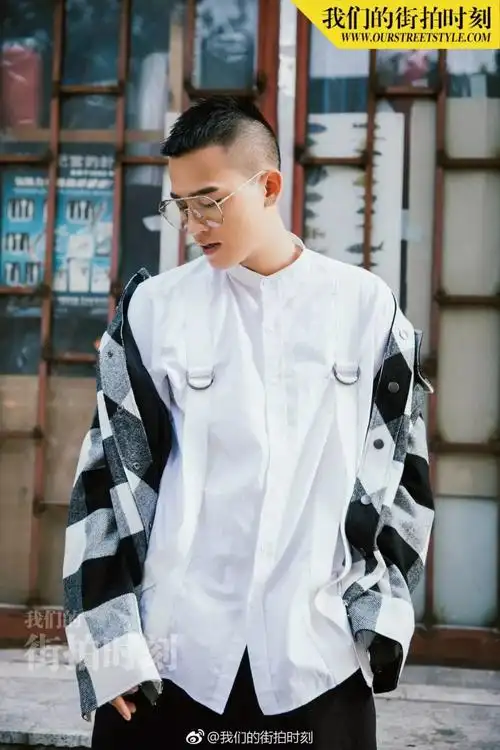 这个同时得到王菲和周迅夸奖的欧豪或许还真不是那个青涩少年了