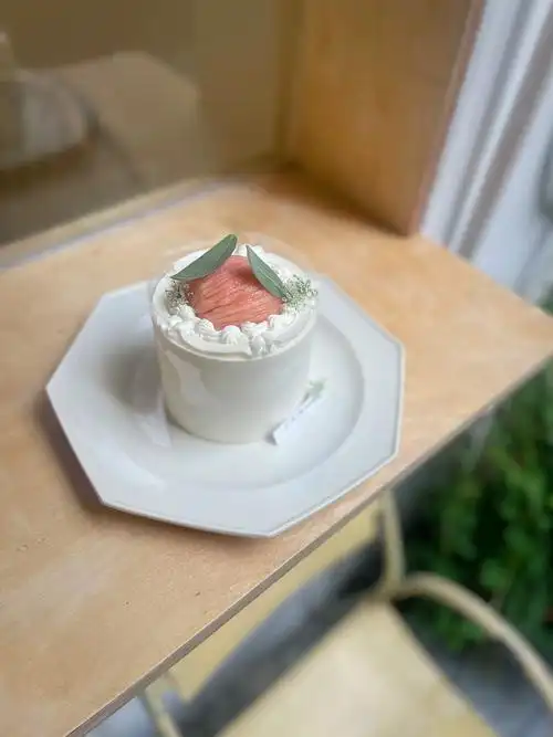 白桃乌龙奶油蛋糕