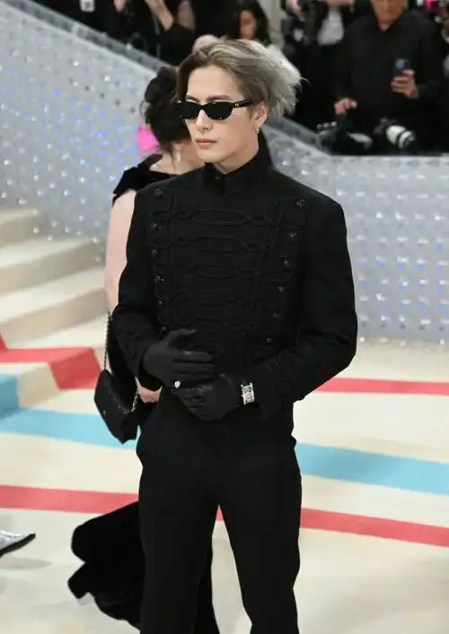 杨紫琼宋慧乔同框,蔡徐坤被错认成了王嘉尔_腾讯新闻