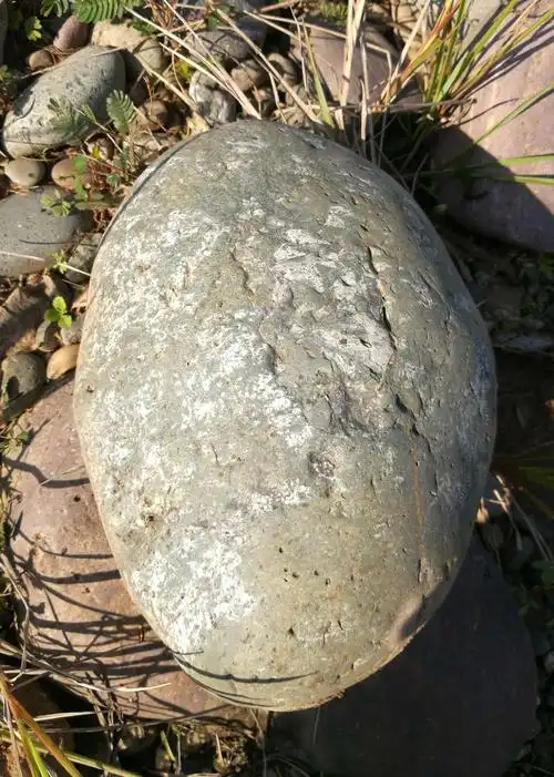 精美的石头会唱歌