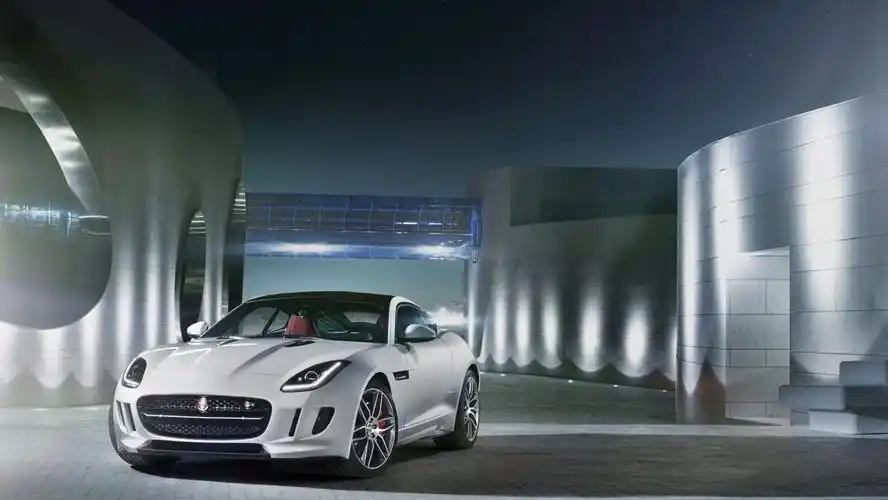 2014-jaguar捷豹白色轿跑车宝侧前角壁纸