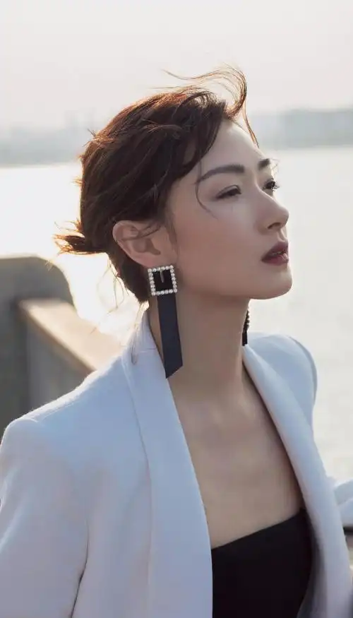 万茜绝美壁纸|万茜|壁纸_手机网易网