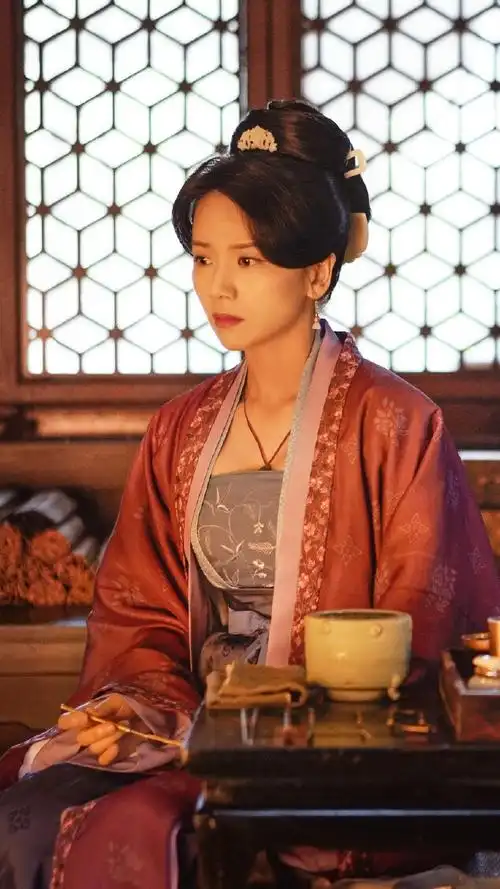 于2020-08-01 23:18:54清平乐 贾玉兰 曹曦文古装fleetwood同采自www