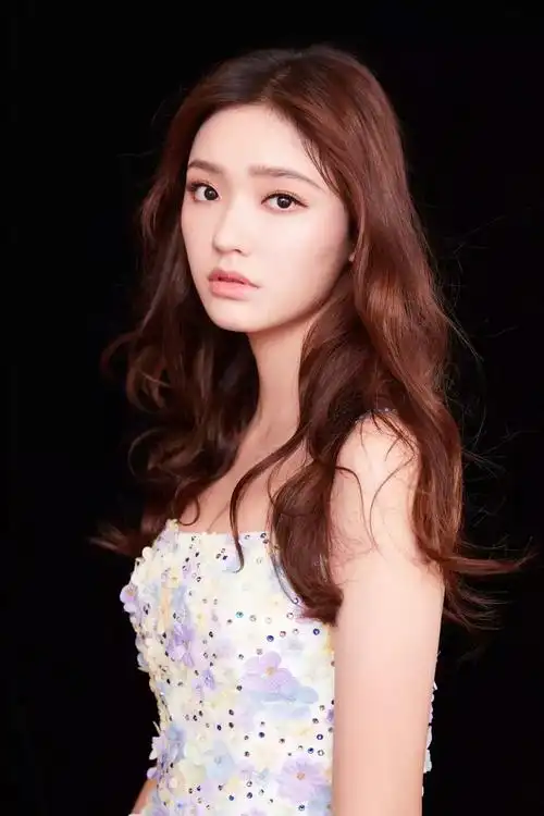 林允个人资料林允个人资料简介身高体重