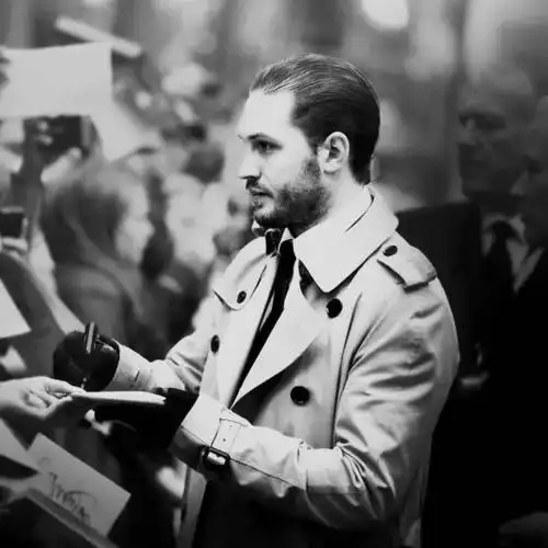 在导演乔治·米勒看来,汤姆·哈迪身上有一种多变的气质.