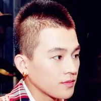 快乐男声欧豪帅气头像图片