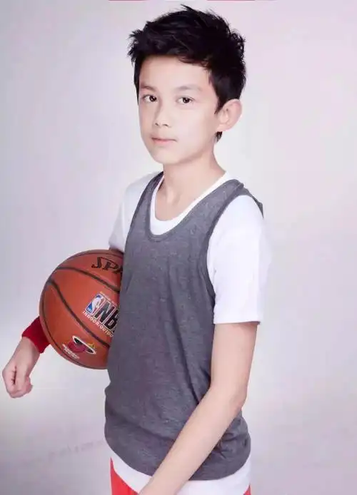 吴磊祖籍是哪里人(童年演员吴磊资料简介及家世介绍)