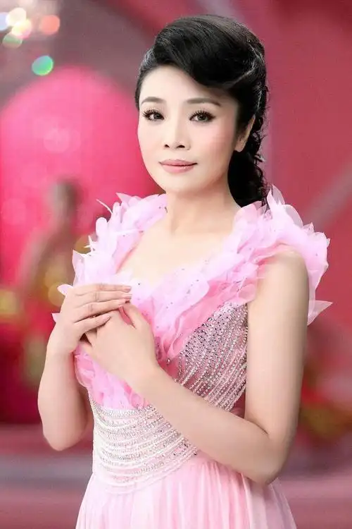 中国大陆10位美女歌唱家个个美丽温柔谁才是你最喜欢的