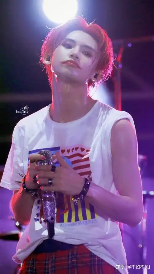 求大家有没有小鬼这个小丑造型的照片