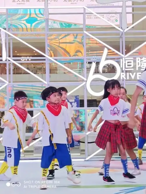 街舞少年成长记录