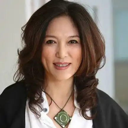 魔幻手机2:傻妞归来陆冬雨母亲