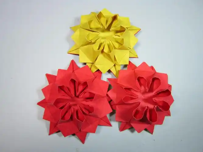折纸大全简单又漂亮花,一张纸就能学会太阳花的折法