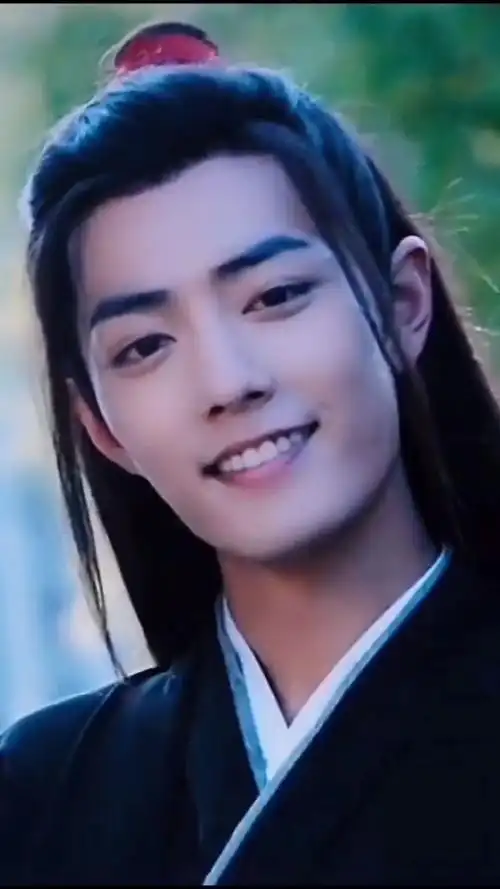 犹记得当年,不经意间就被肖战魏无羡的笑容圈粉了