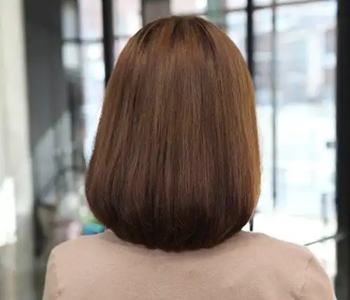 普通直发膏做内扣有什么影响 上面直发尾内扣发型直发膏完全能搞定