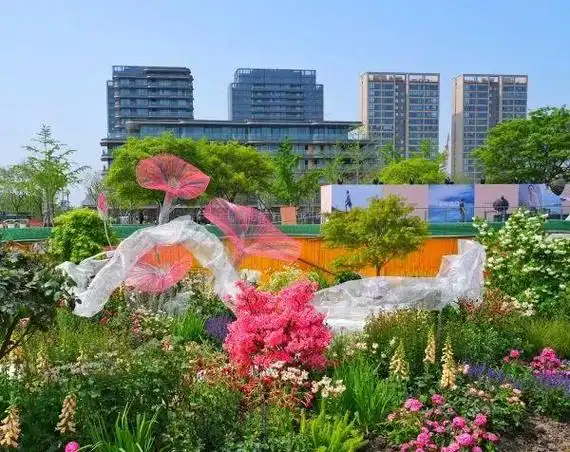 魔都美出新高度2024上海国际花展开幕最出片的打卡点都在这儿