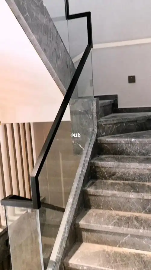 玻璃楼梯扶手  #轻奢极简玻璃楼梯