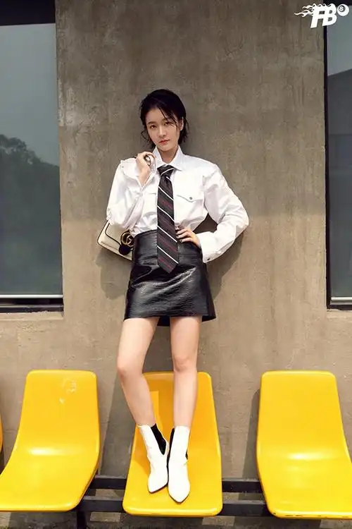 "百变"盐系少女张雪迎