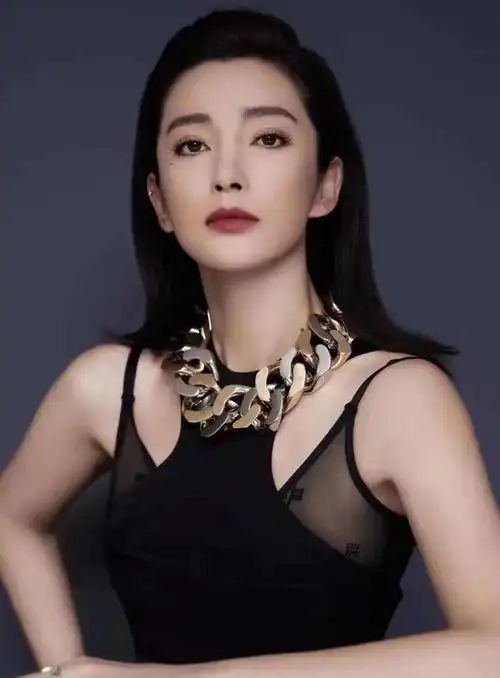 至今未婚的5位大龄女星,各有各的苦衷,最大的56岁,最小的42岁