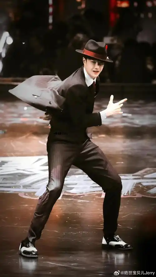 王一博的coolmoment##王一博##yibo moment