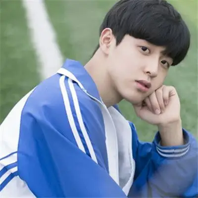 清新校服帅男头像