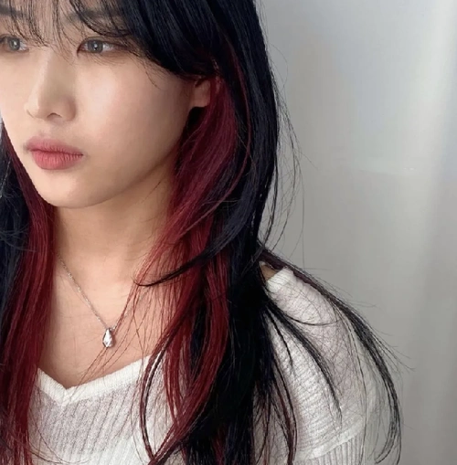 2022年流行染发预测挂耳染塑造完美的你