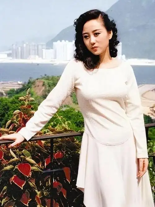 有种夺命的刀叫利智的腰有种夺人的魂叫利智的臀