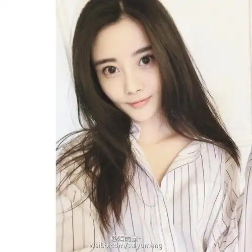 李光洁90后娇妻隋雨蒙年轻貌美 海量私照可甜可性感