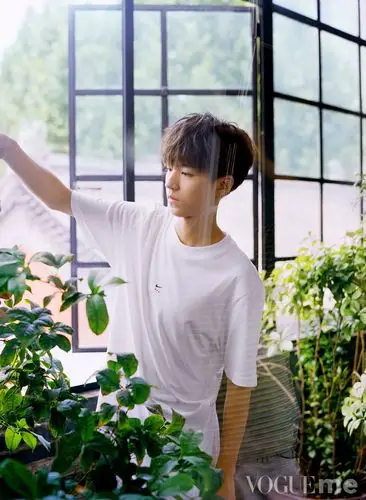 王俊凯×《vogueme》2018年10月刊