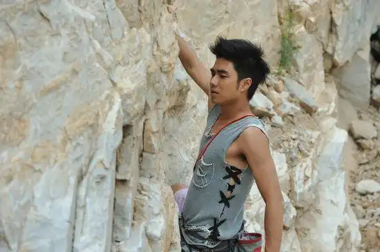 图:《密室之不可告人》精彩剧照 袁成杰 01