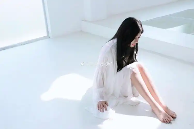 张紫宁壁纸 - 知乎