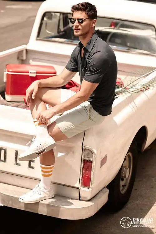 欧美肌肉男模图片 身材性感就是任性 肌肉是男人最好的外衣 肌肉男模