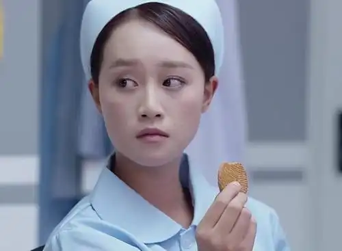 蓝盈莹那么丑怎么红的在蓝盈莹出道的几年时间里,她一直都以低调为主