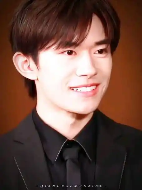 有!"宝宝好宠的语气|易烊千玺_新浪新闻